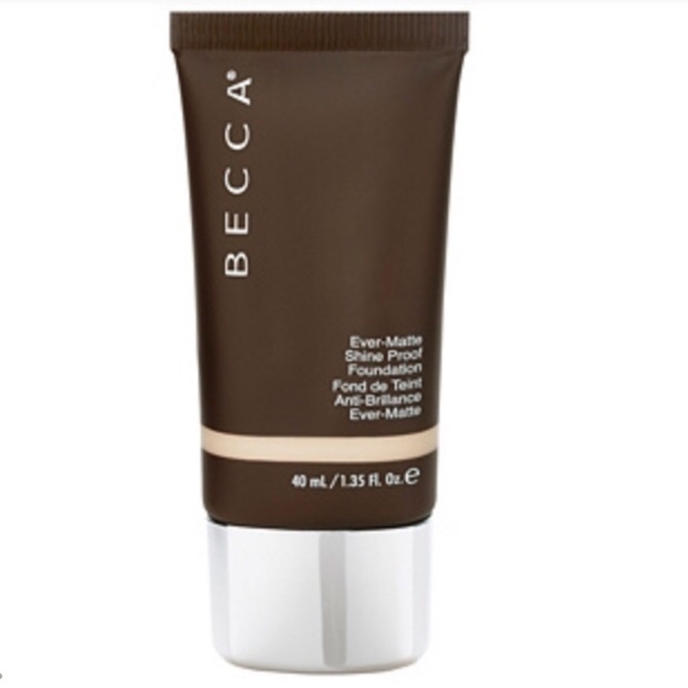 ✨BECCA Ever-Matte Shine Proof foundation✨